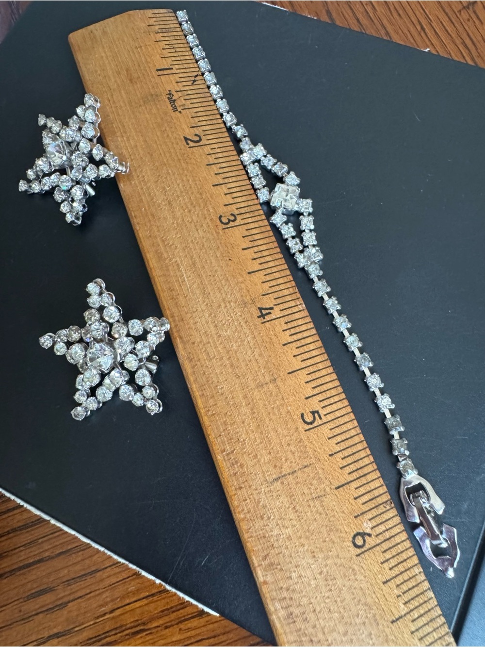 Vintage Costume Rhinestone Star Pins Brooches And Bracelet Set Estate Jewelry - Picture 4 of 6